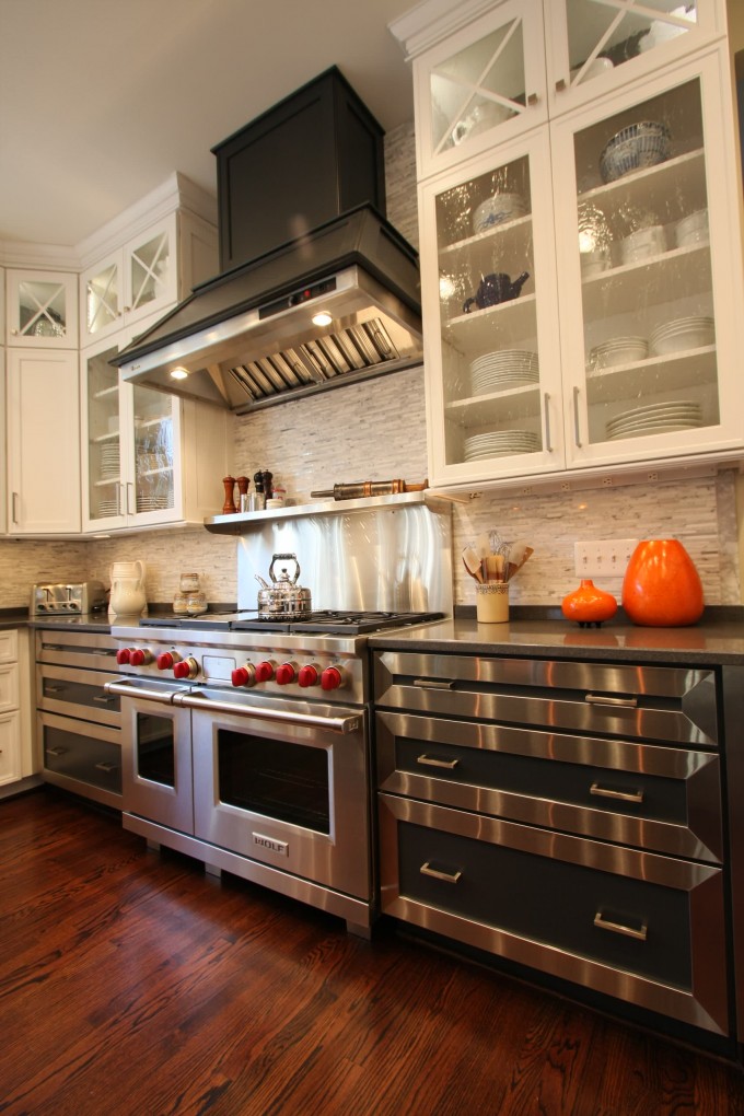 Contemporary Kitchen Cabinets With Range Hood