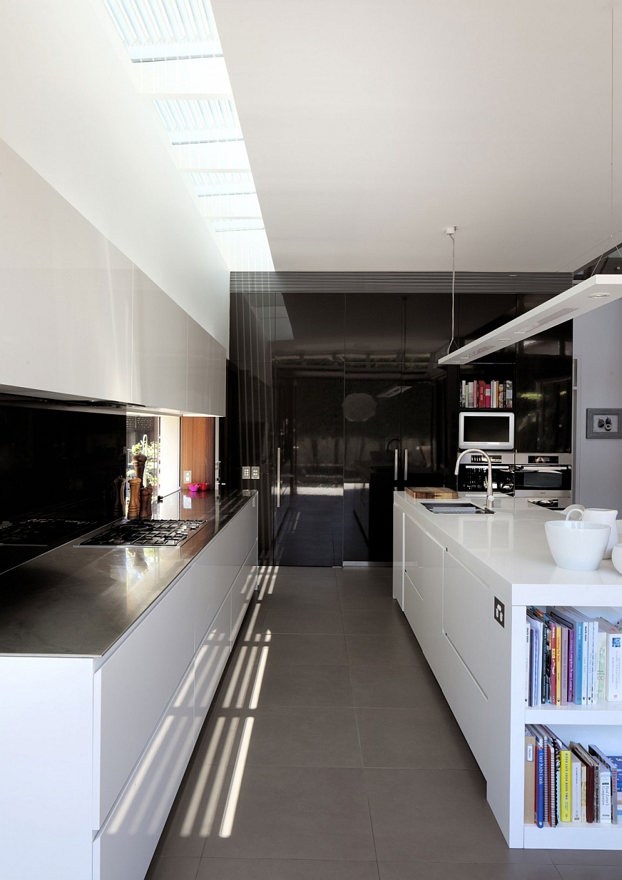 Efficinet-contemporary-kitchen