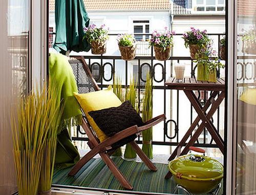 balcony-designs-decorating-with-flowers-plants