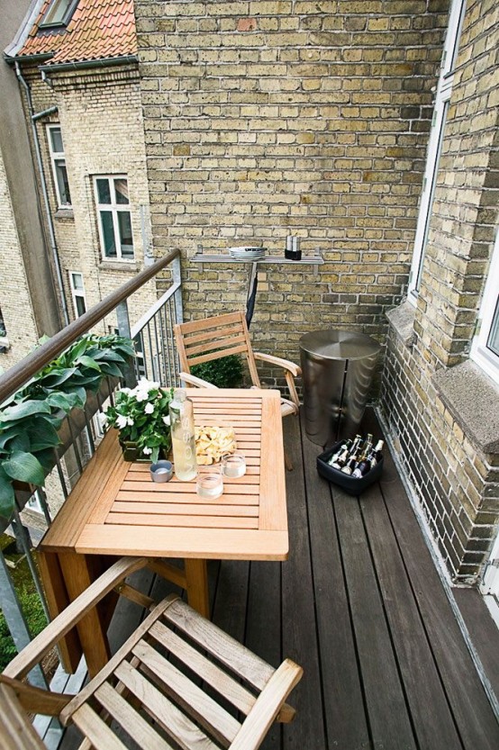 small-balcony-design-idea