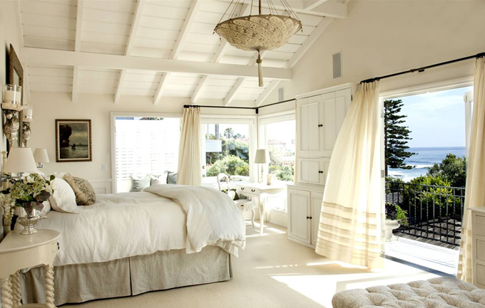 summer-master-bedroom