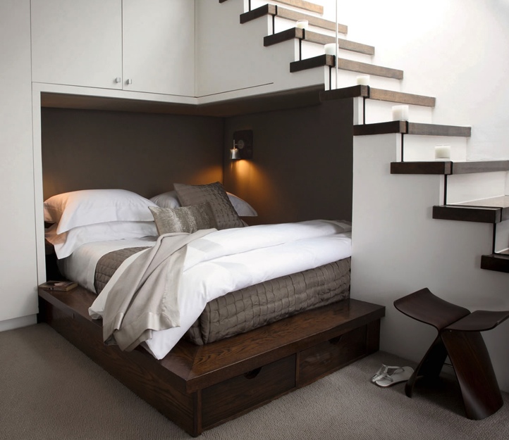 1-Understair-double-bed
