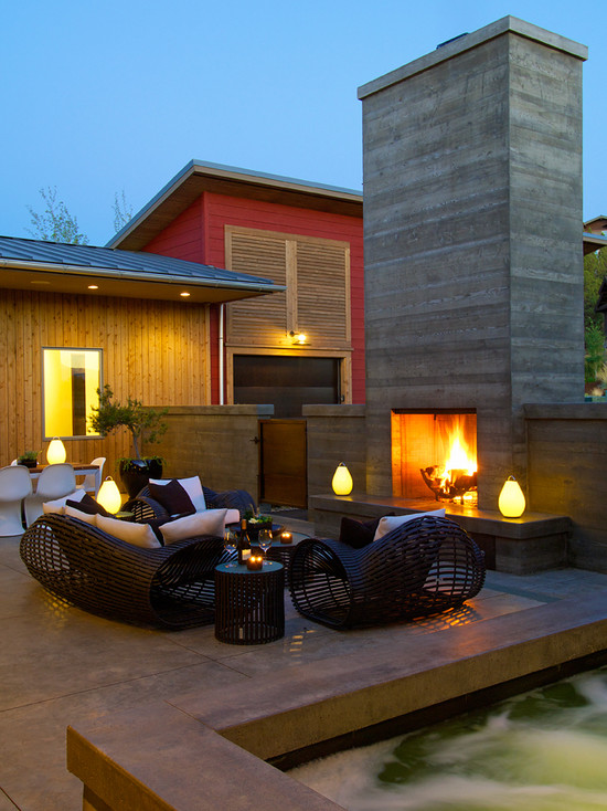 Exciting ideas For Modern Outdoor Fireplace Designs