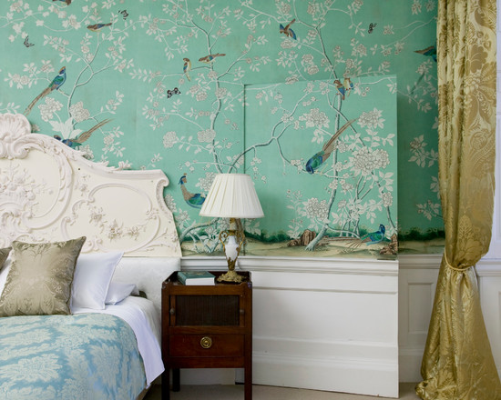 Fabulous-Birds-Chinoiserie-Wallpaper-on-Blue-Simple-Stand-Lamp