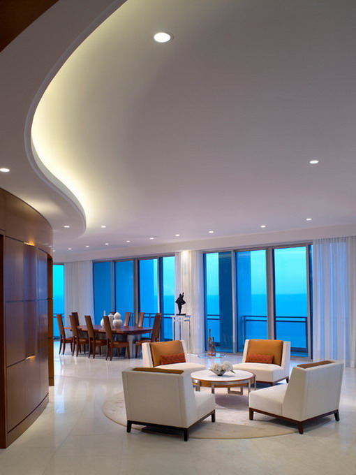 Large-White-and-Modern-Living-Room-Design