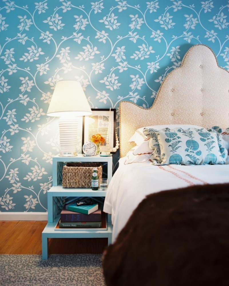 fabulous-blue-walpaper-for-bedroom-with-wooden-nightstand