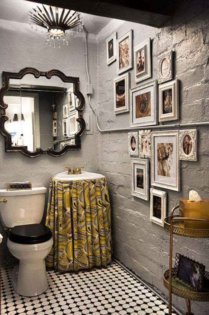Eclectic Bathroom with Gallery Wall