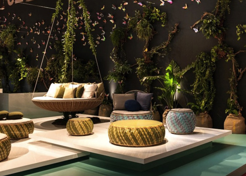 Small-garden-ideas-small-modern-furniture