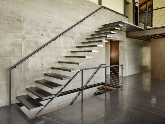Floating metal staircase