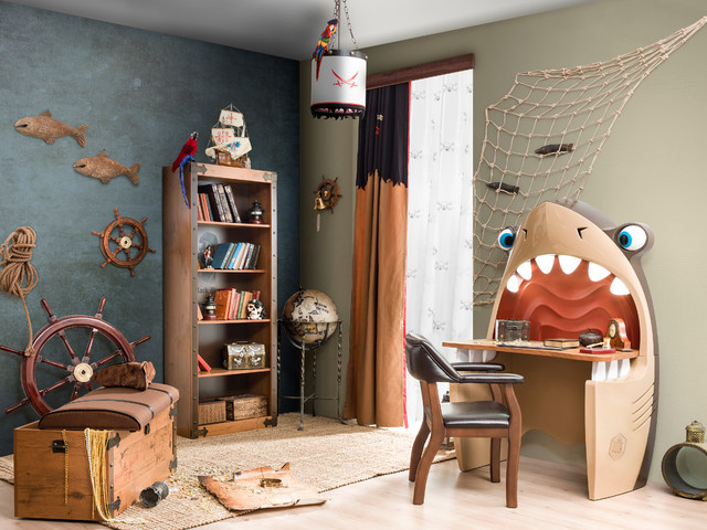 Pirate ship beach style bedroom