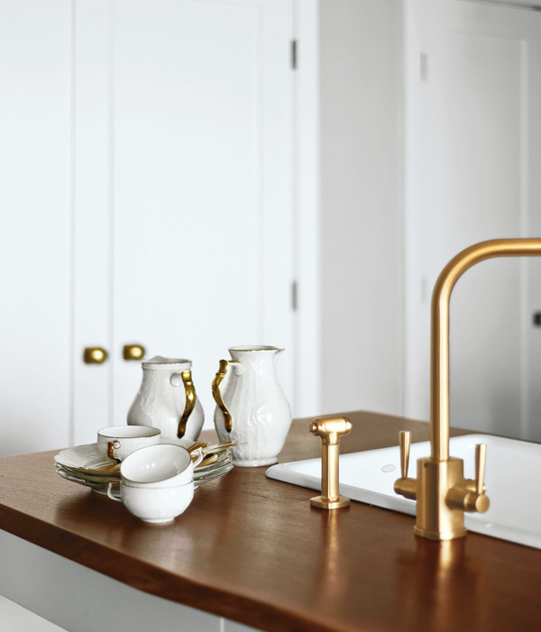 brass-kitchen-faucet