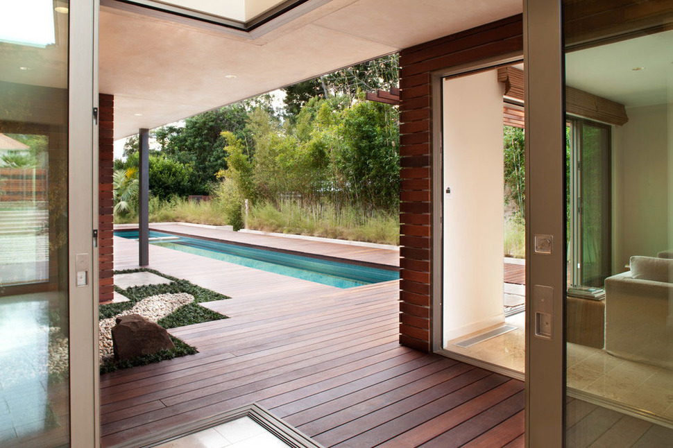platinum-level-leed-house-roof-gardens-pool