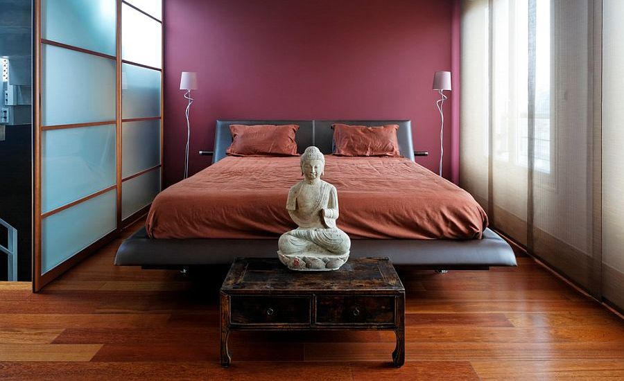 Awesome-Asian-bedroom-exudes-poise-and-refinement