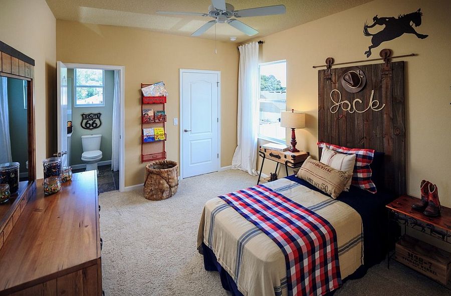 Kids' bedroom with rustic style