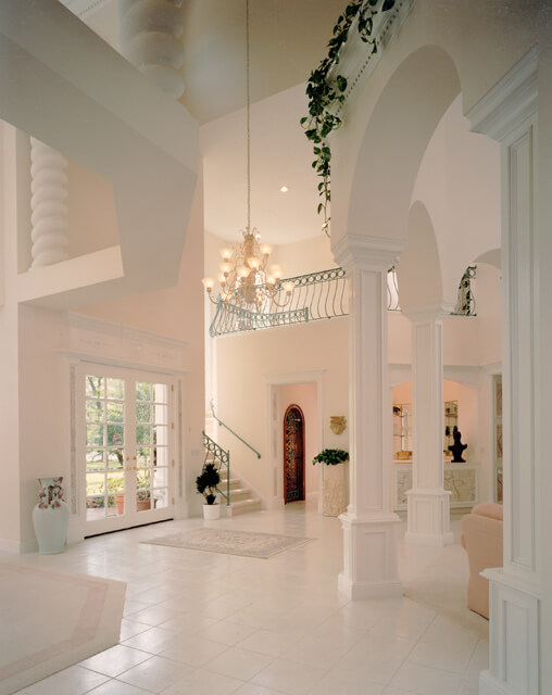 Luxury Foyer Decorating And Design Ideas (28)