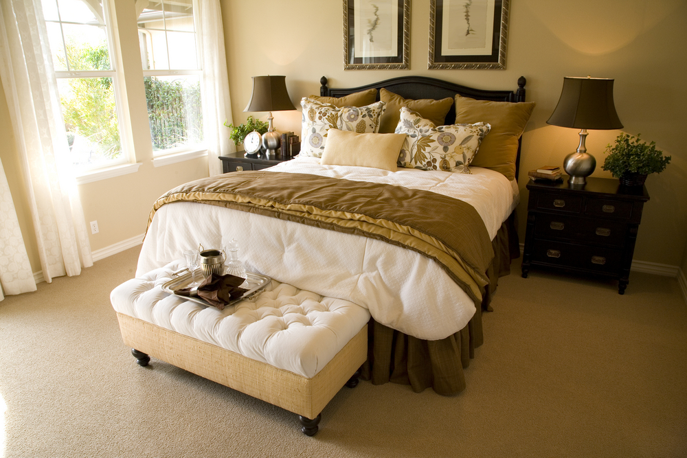 Luxury master bedroom suites