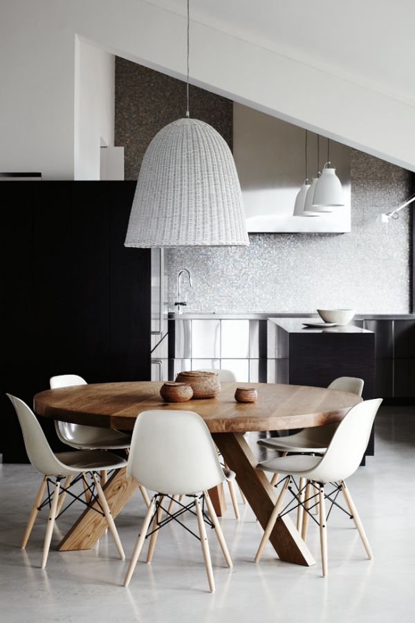 round-dining-table-swedish-design