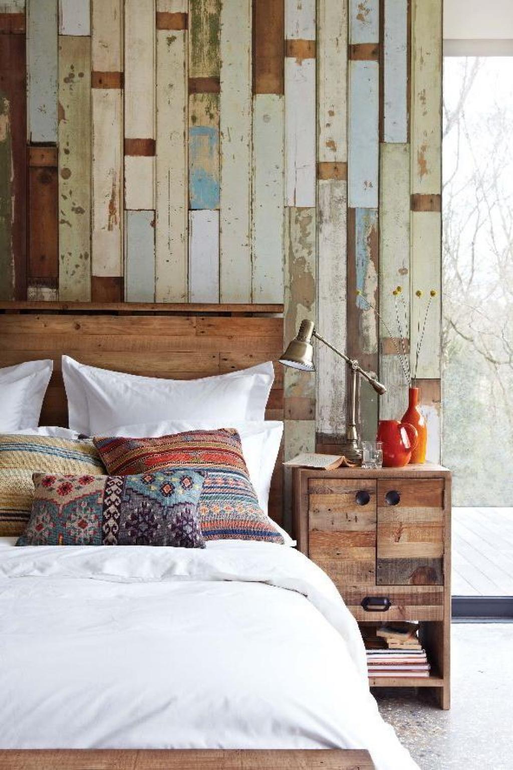 Bedroom Design Cozy Rustic Designs With Wooden Timber