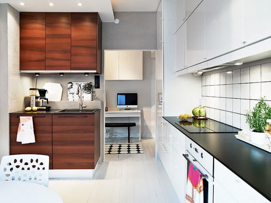 luxury-kitchen-island_white-cabinet-doors