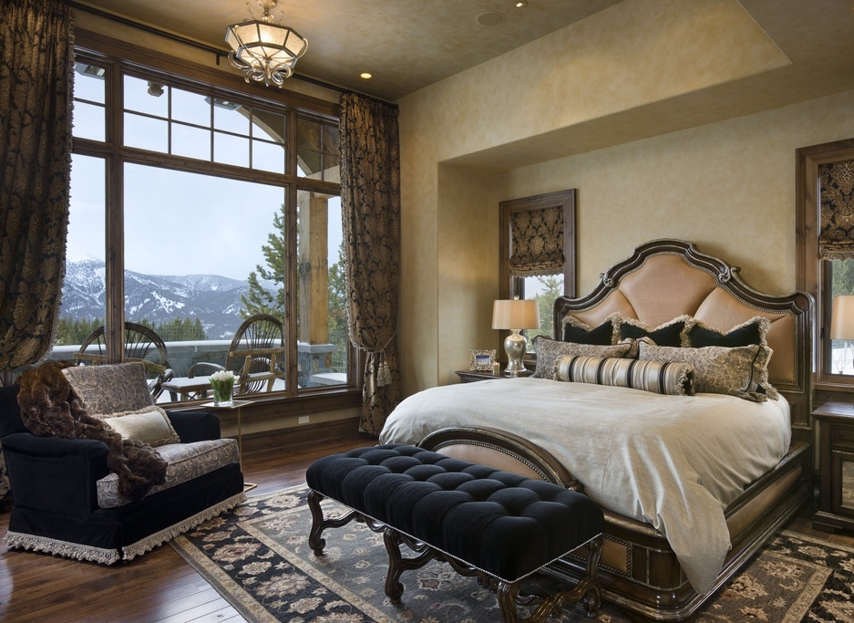 mediterranean-master-bedroom-with-vaulted-ceiling