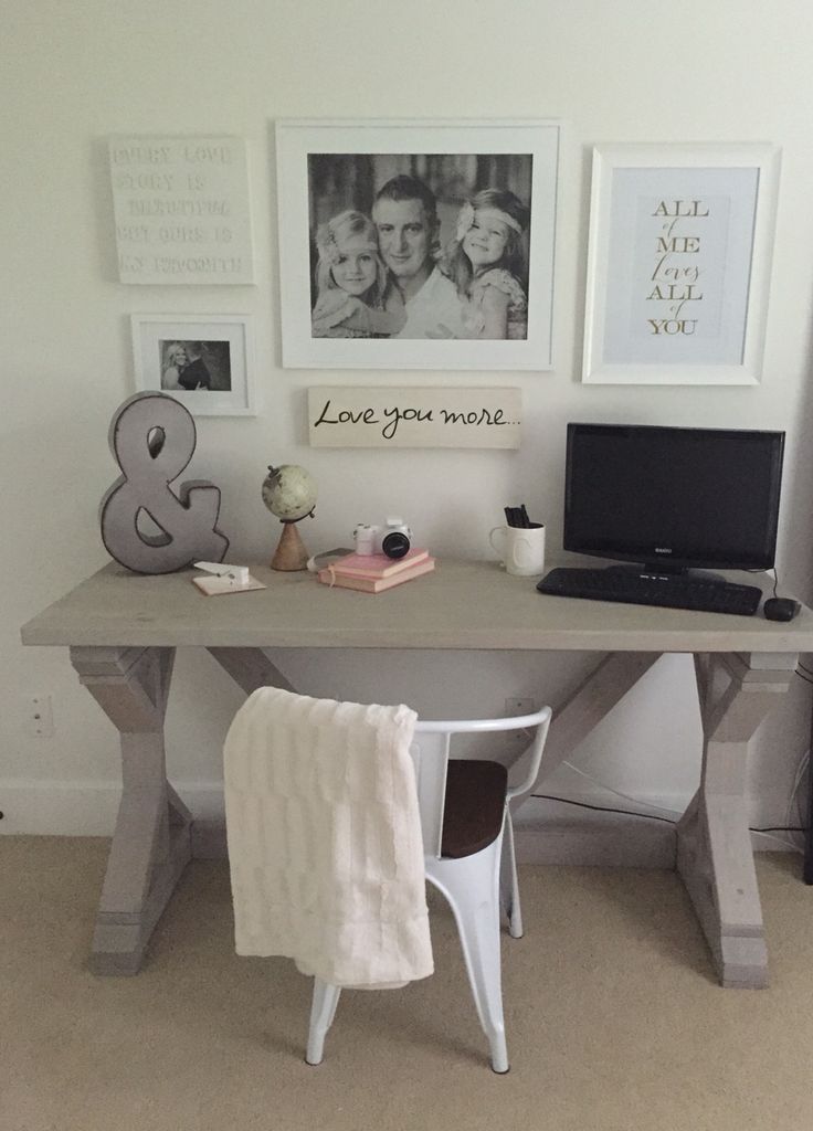 Home office space DIY Farmhouse desk Gray washed stain