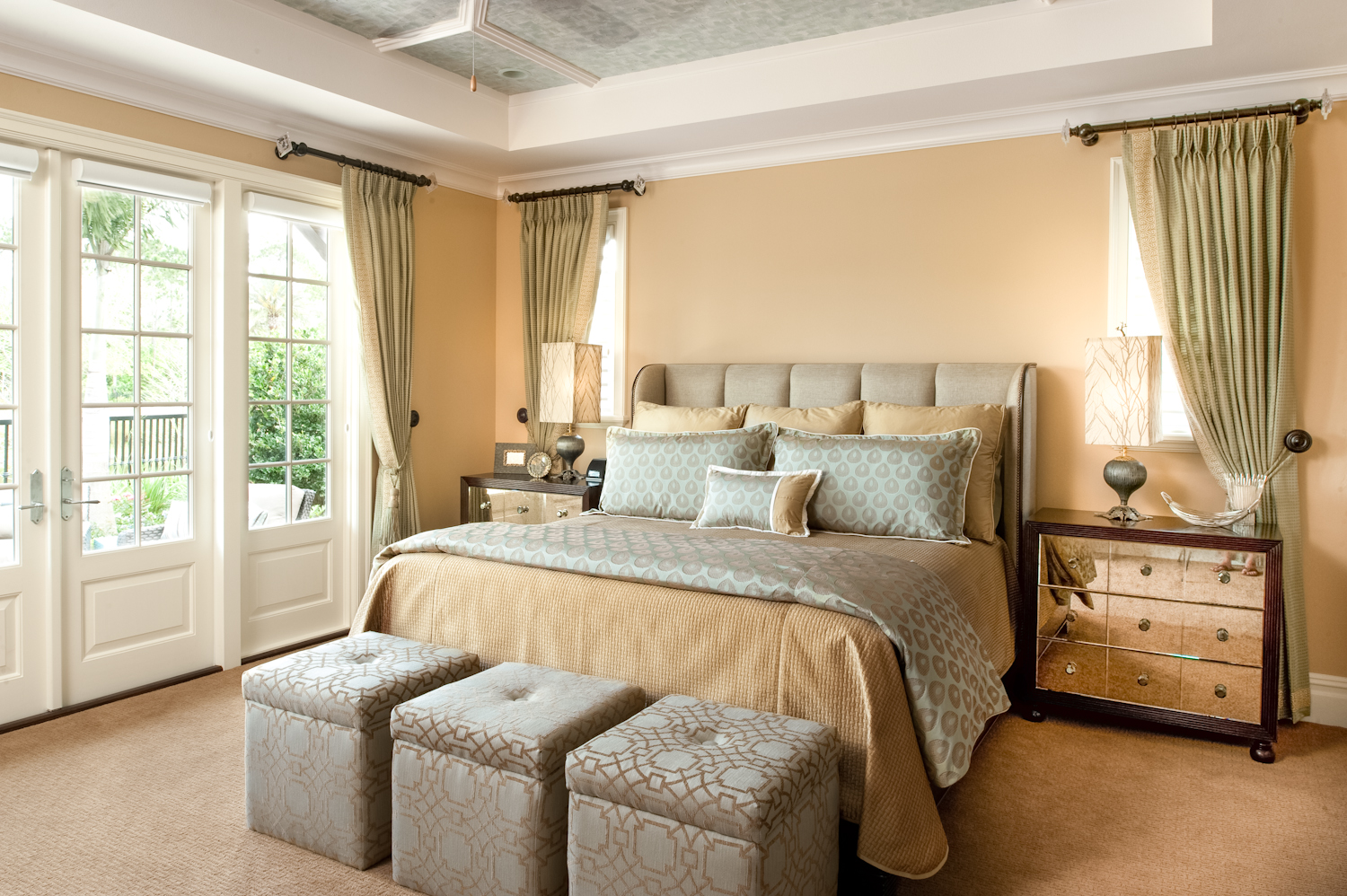 Decorating Master Bedroom Ideas With King Size Bed