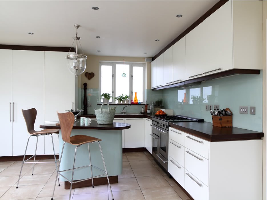 contemporary-kitchen-design-all-white