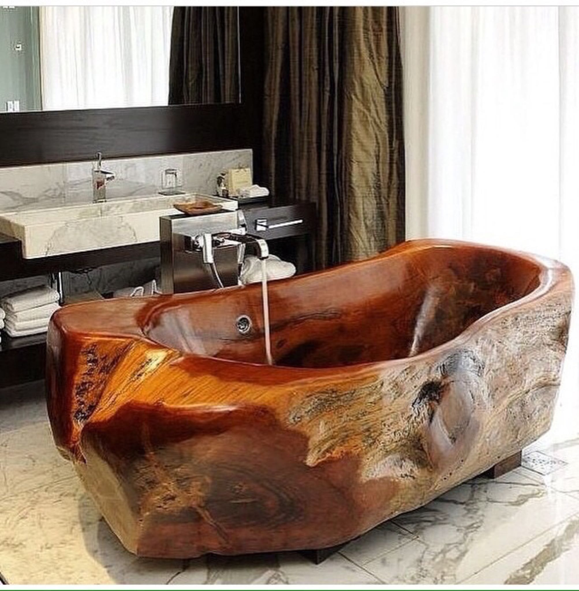 Amazing Bathrooms With Wooden Bathtub (14)