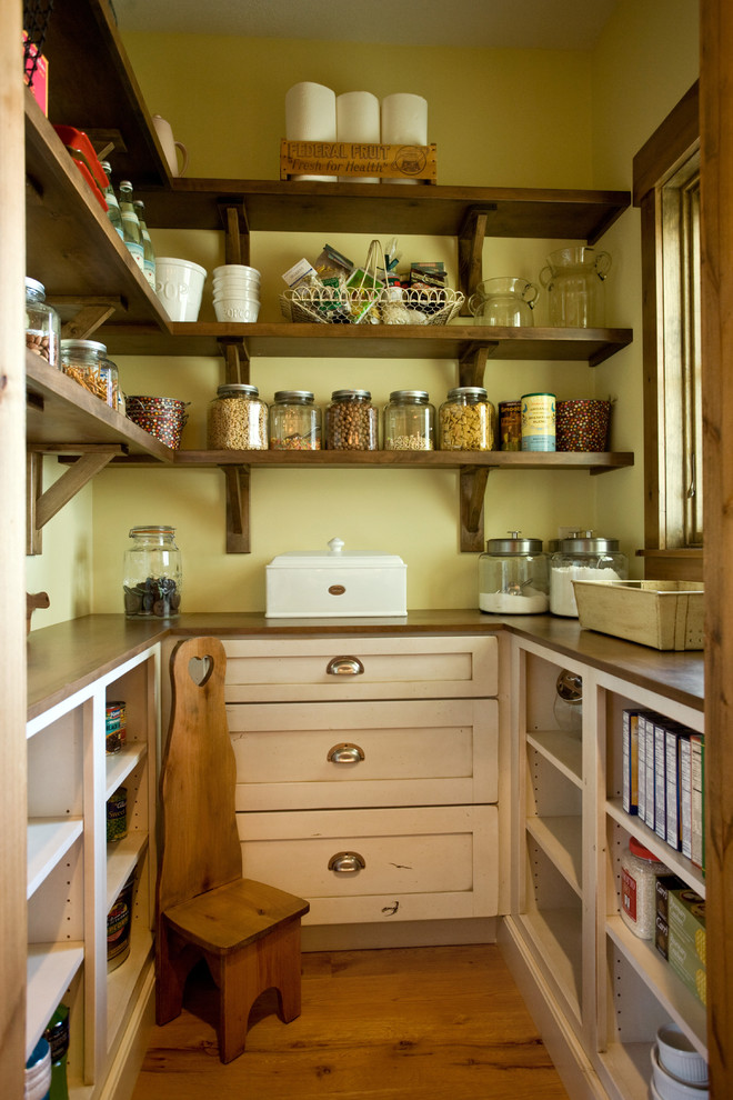 Farmhouse Kitchen Design