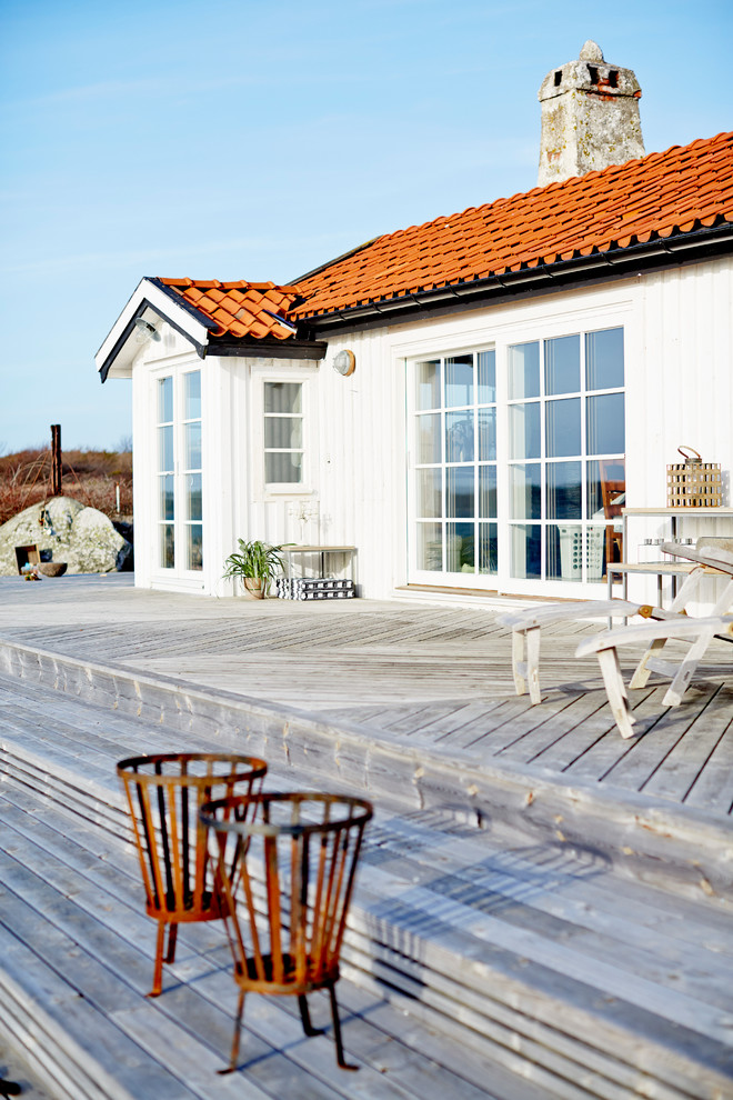 Scandinavian Deck Design