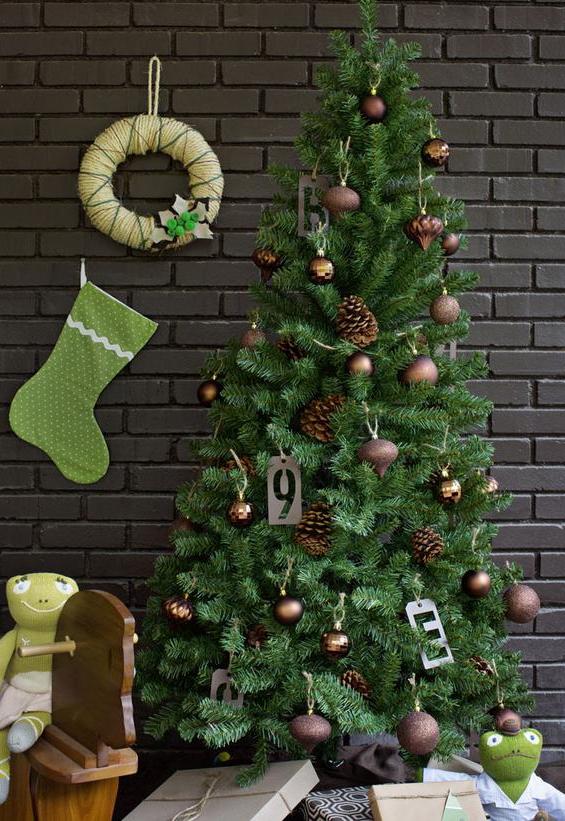 awesome-christmas-tree-decorating-ideas-3