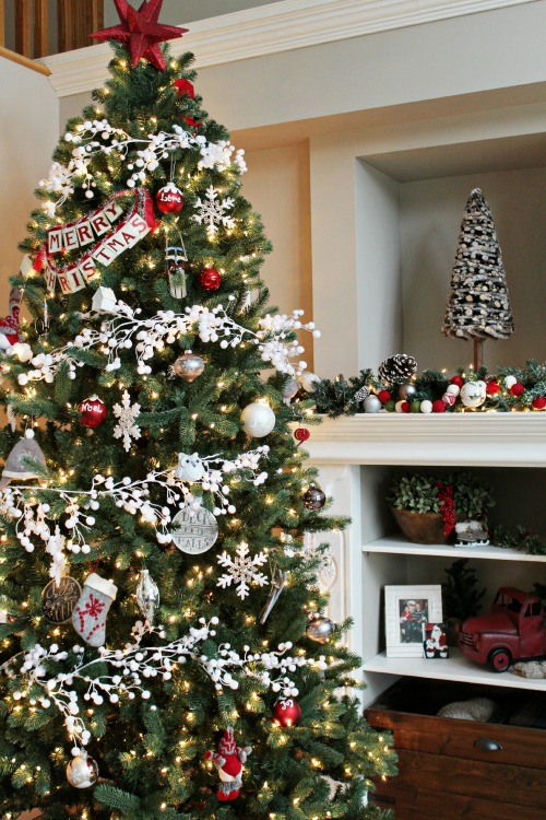 christmas-tree-decoration