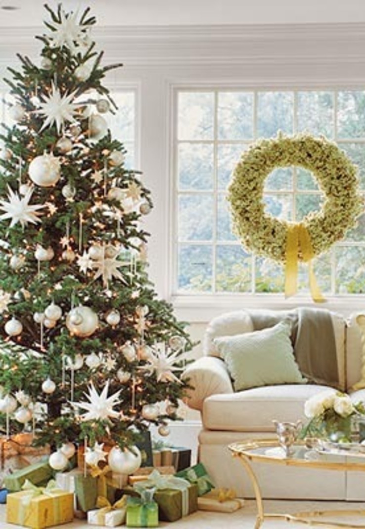 simple christmas decorating ideas   christmas porch decorating