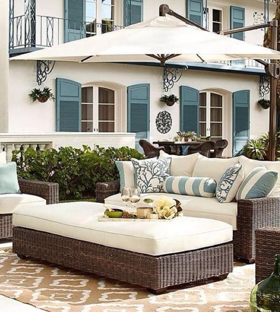 luxury-contemporary-patio-design