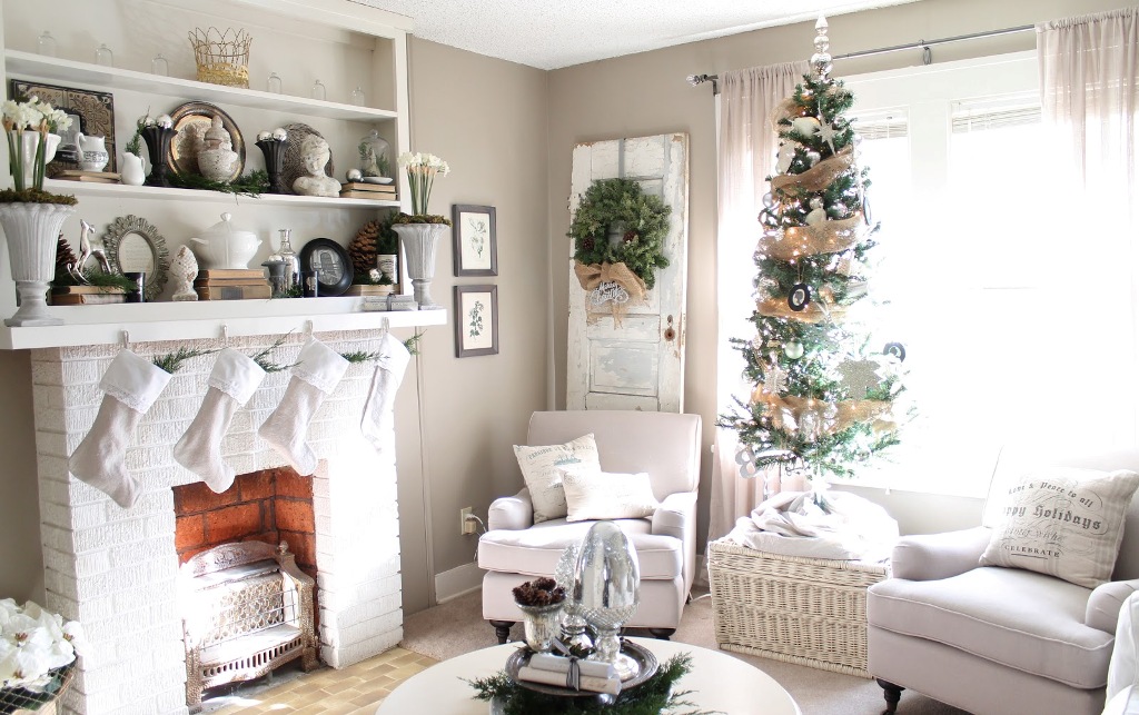 neutral-white-christmas-decorating-ideas