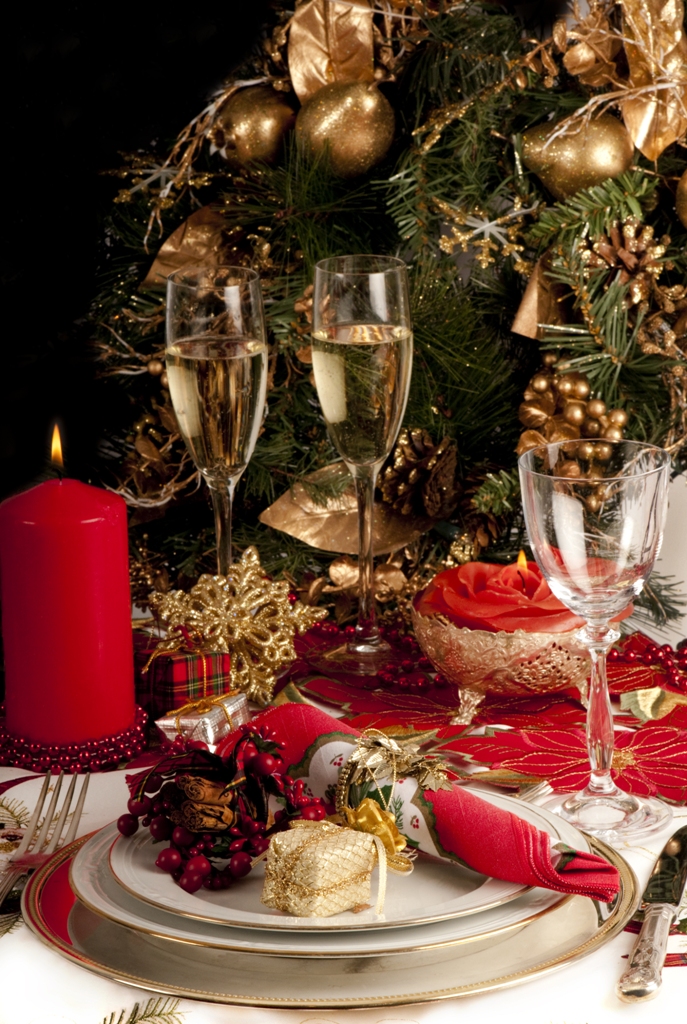 pretty-christmas-table-decoration-ideas-23