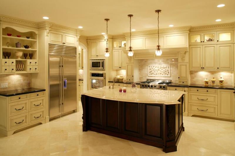 white-traditional-luxury-kitchen-design