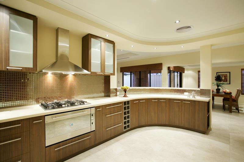 curved-sweep-luxurious-kitchen