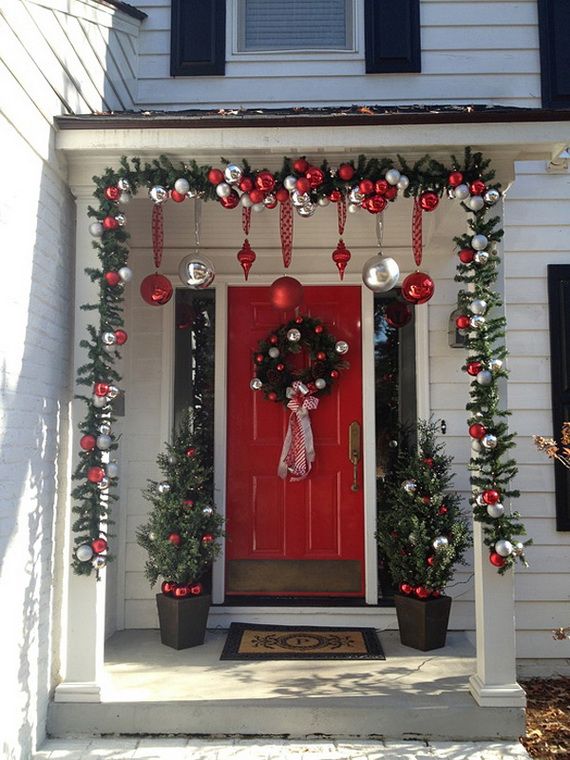front-door-garland-decoration