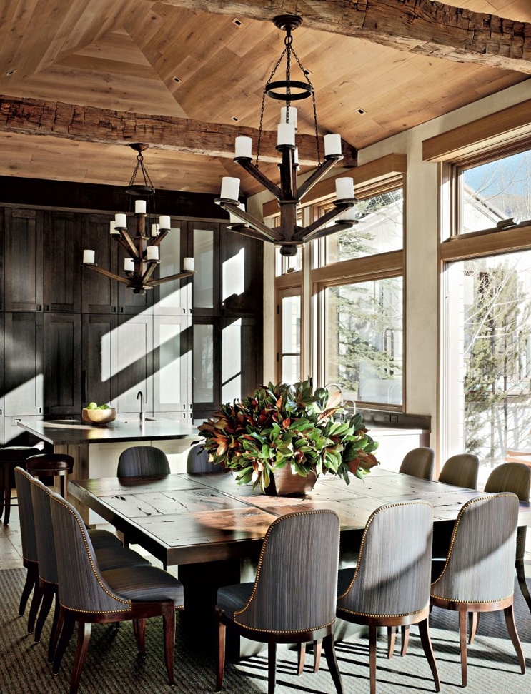 delightful-rustic-dining-room