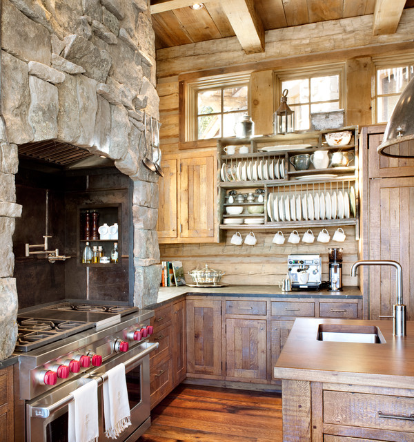 rustic-kitchen-with-rock-wall