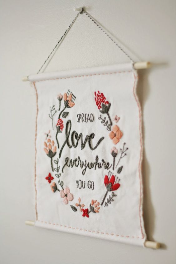valentines-wall-hanging