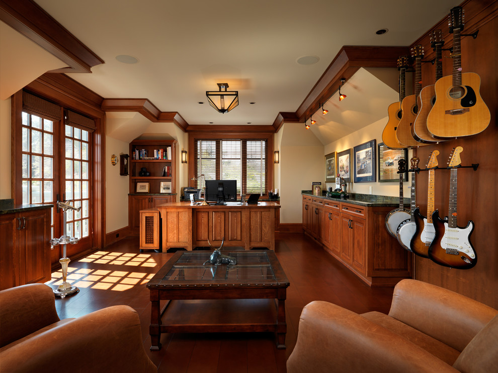 Large Craftsman Home Office