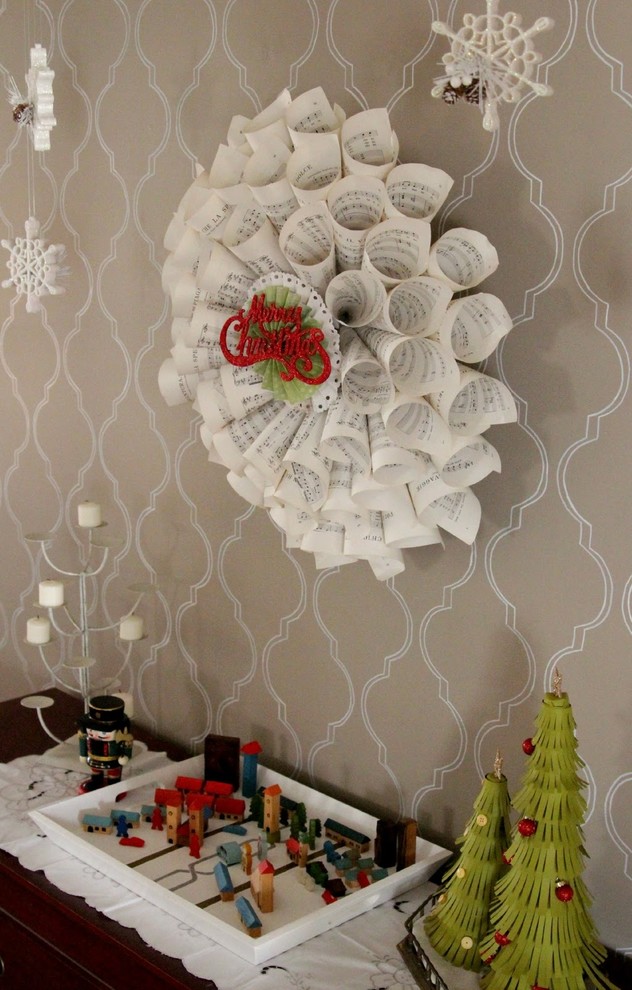 Dining Room Paper Wreath