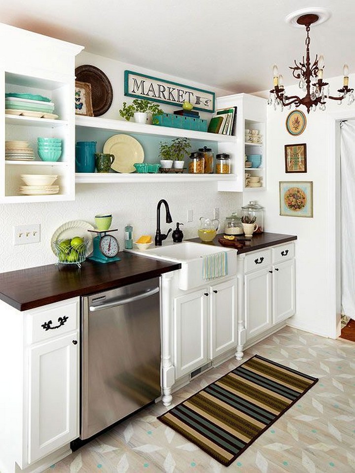 Classic Small Kitchen With Modern Touch