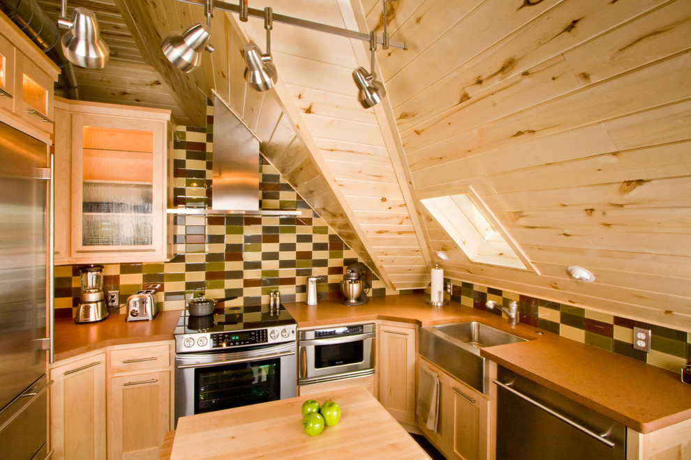 Rustic Small Kitchen Design