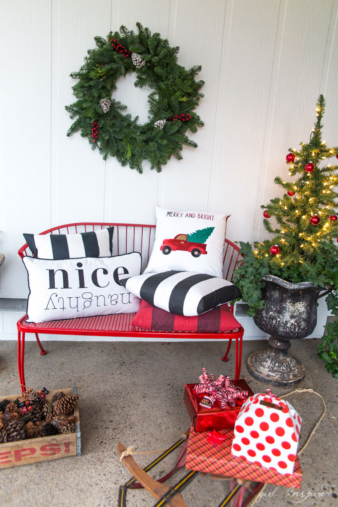 Christmas Pillows With Custom Iron-on Designs Dwellingdecor