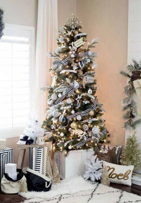 Black and White Christmas Tree Dwellingdecor