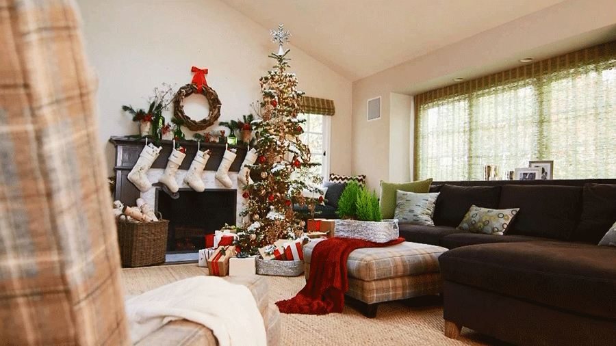 Christmas Living Room Decorations dwellingdecor (1)
