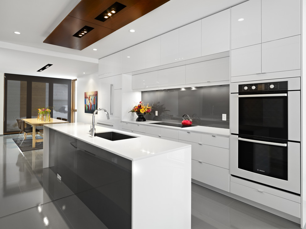 Contemporary Galley Eat-in Kitchen